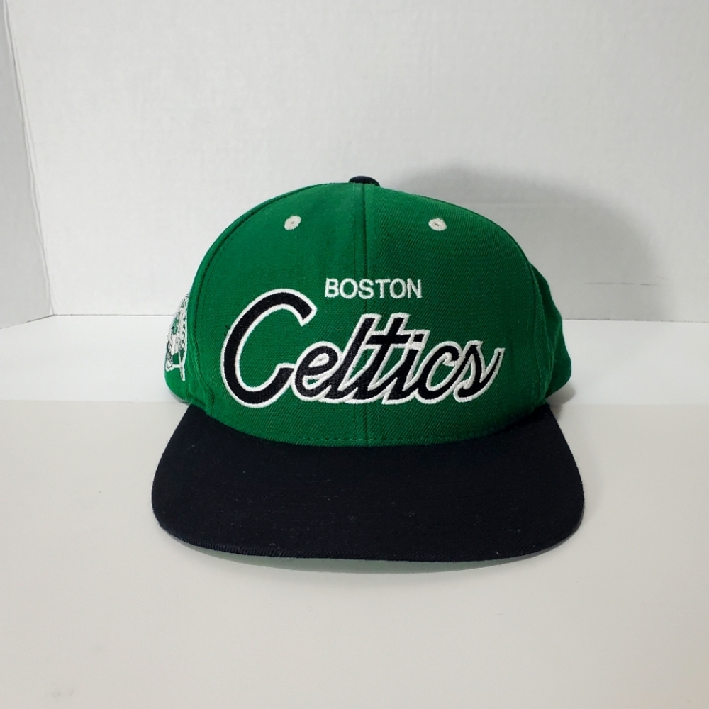 Boston Celtics NBA Mens Snapback Cap Basketball Mitchell & Ness Green Black Hat